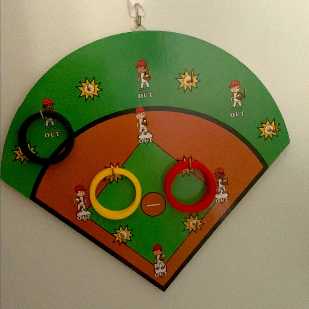 Ring toss game
